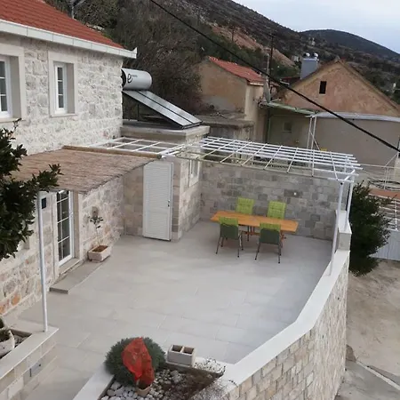 Kuca Za Odmor Slavija *